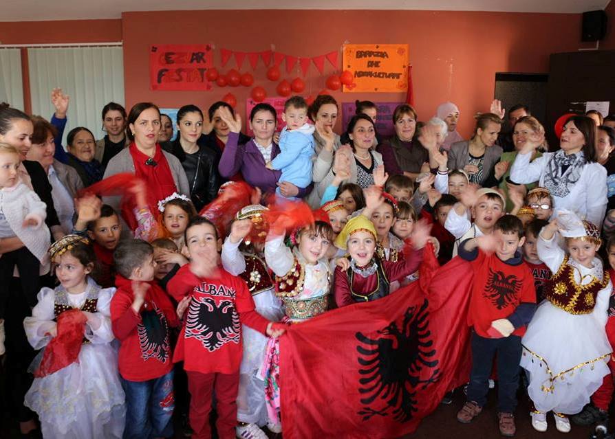 Kopshti “Katundi i Ri” Tiranë “Festojmë së bashku Festën e Flamurit”